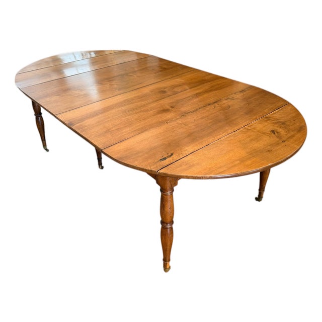 Early 19th Century Louis XVI or Directoire Style French Provincial Extending Dining Table. For Sale