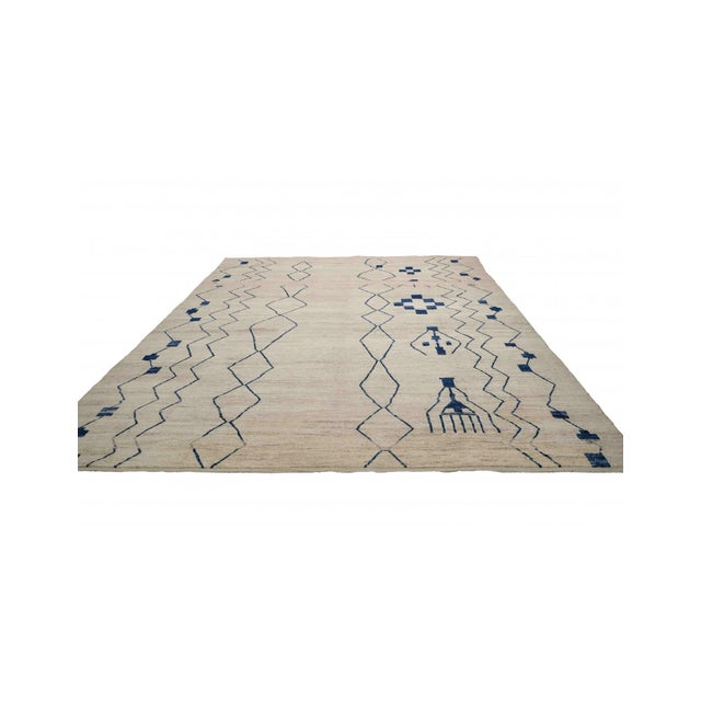 Mid-Century Modern Blue & Cream Oversized Modern Rug For Sale - Image 3 of 7