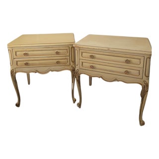 Pair of Vintage White Fine Furniture French Provincial Nightstands (Mebane, Nc) For Sale