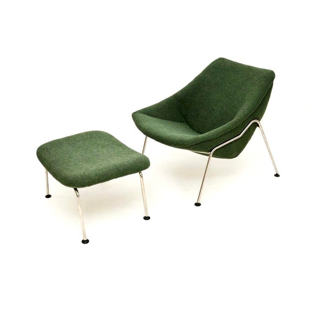 Artifort Set of Vintage Oyster Lounge Chair and Ottoman from Artifort, 1980s For Sale - Image 4 of 10