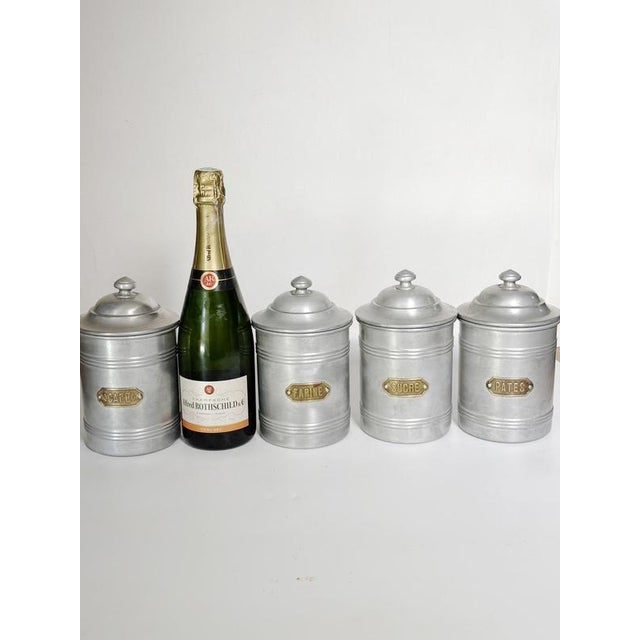 Provincial French Aluminium Kitchen Canisters, 1950s, Set of 6 For Sale - Image 3 of 17