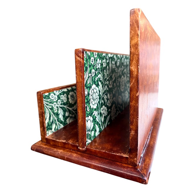 Asprey & Co. Vintage Italian Wood Wrapped Leather Letter & Document Holder With Embossed Gold Detailing For Sale - Image 4 of 9