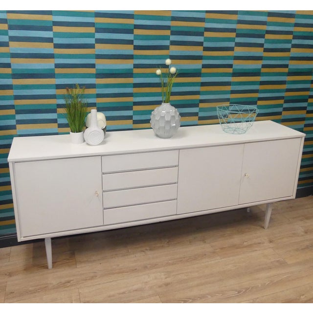 Large Mid-Century Modern White Sideboard in the style of Panton Era, 1970s For Sale - Image 4 of 18