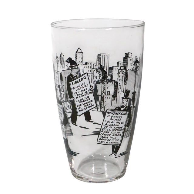 Libbey Glass Co. Vintage Sandwich Man Drink Mixing Glass Attributed to Libbey For Sale - Image 4 of 7