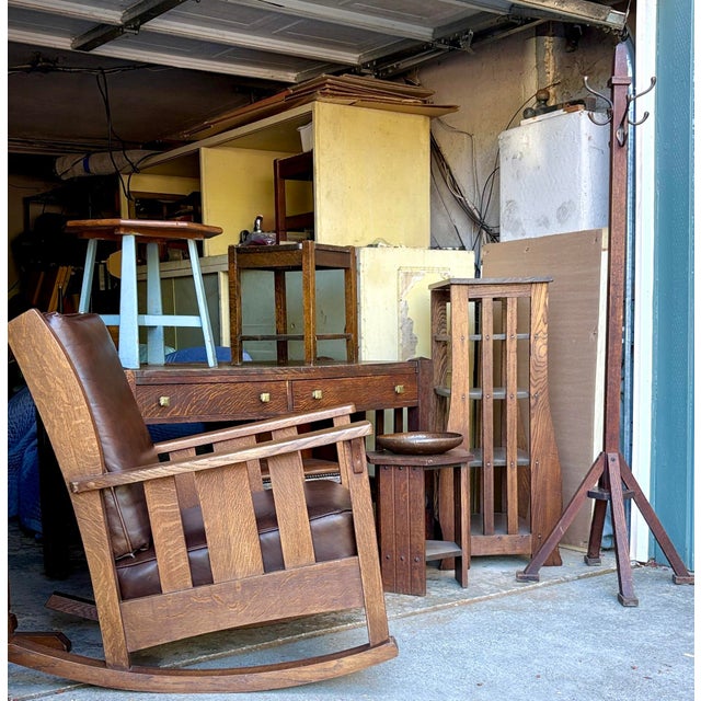 1910s Mission Oak Stickley Brothers Rocking Chair W/ Leather Upholstery For Sale In San Francisco - Image 6 of 8