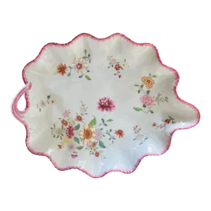 Antique 18th Century Chinese Export Porcelain Tobacco Leaf Platter Dish in Famille Rose Palette