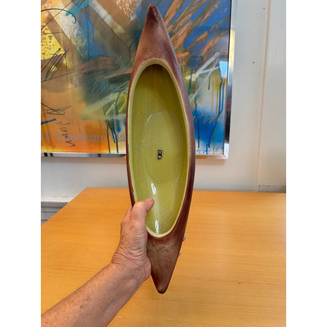 Mid-Century Modern Vintage Canoe Shape Ikebana Vase With Footed Base For Sale - Image 3 of 9