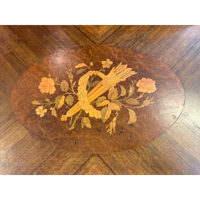 Vanleigh Ny Mahogany End Table Oval Floral Marquetry Inlay & Cabriole Legs For Sale - Image 4 of 10