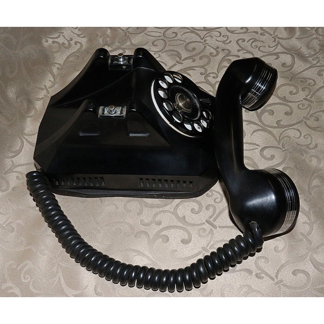 1930s Art Deco 1930's Bakelite Chrome Bands Telephone For Sale - Image 5 of 5