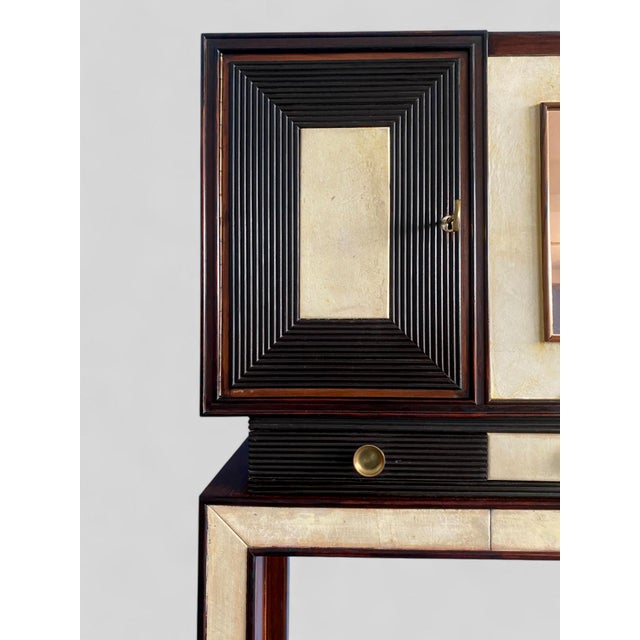 Metal Italian Art Deco Parchment Cabinet Bar attributed to Osvaldo Borsani, 1940 For Sale - Image 7 of 18