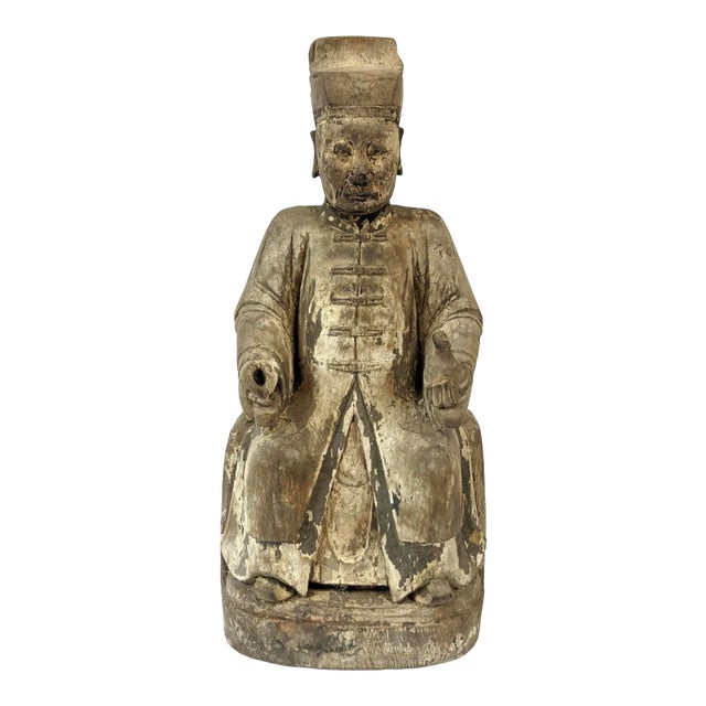 18th Century Chinese Wooden Carving of an Ancestor For Sale