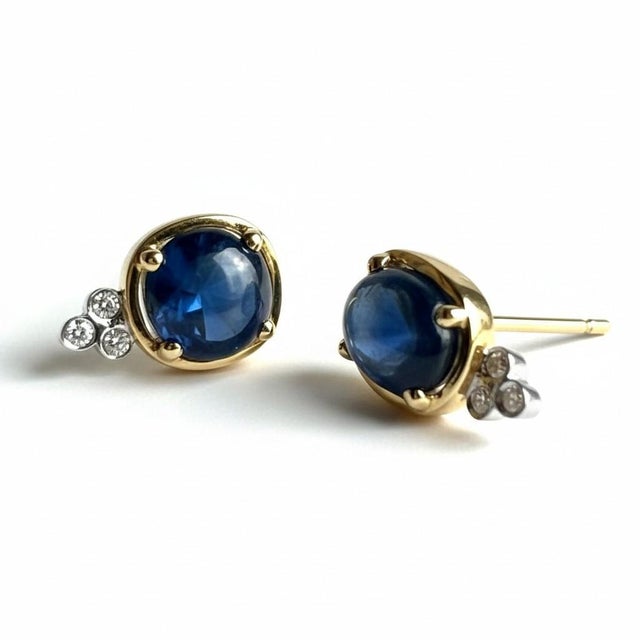14k Yellow Gold Ceylon Cabochon Sapphire and Diamond Bezel-Set Stud Earrings, Pair For Sale - Image 4 of 5