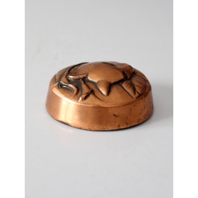 Vintage Copper Tone Cat Paperweight For Sale - Image 4 of 8
