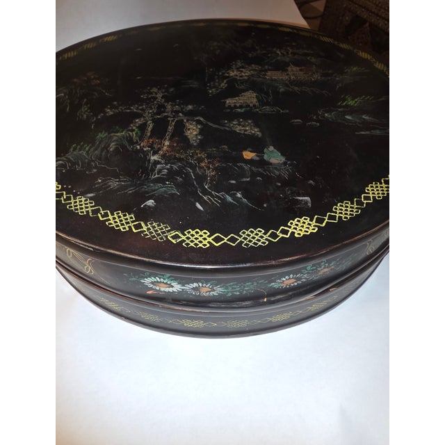 Early 20th Century Japanese Lacquered Storage Box For Sale - Image 16 of 17