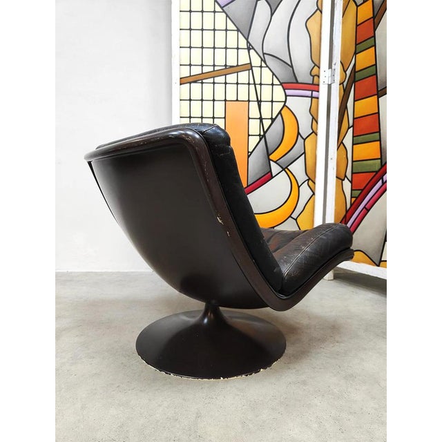 1970s Vintage Dutch Black Leather Swivel Chair F976 by Geoffrey Harcourt for Artifort, 1970s For Sale - Image 5 of 6