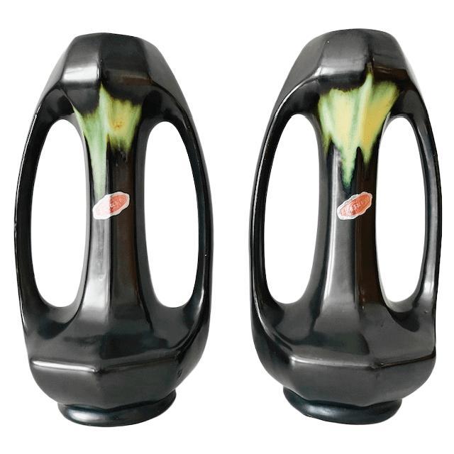 Art Nouveau Vases in Matte Black and Green Ceramic from Vesuve Pottery, Thulin, Belgium, 1910s, Set of 2 For Sale - Image 11 of 11