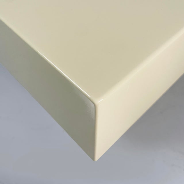 Modern Italian Coffe Table in Light Yellow Wood, 1980s For Sale - Image 4 of 15