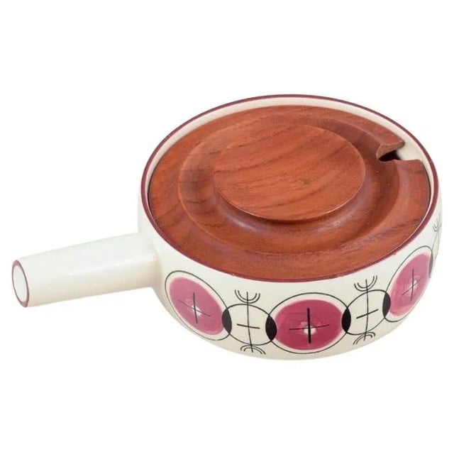 Wood Modernist Stoneware Saucepan with Wooden Lid from Knabstrup 1970s For Sale - Image 7 of 7