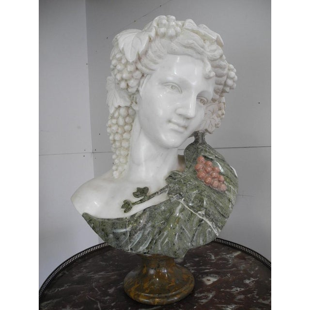 Unknown, Bust of Goddess Ariadne Holding Grapes, Carrara Marble For Sale - Image 18 of 18