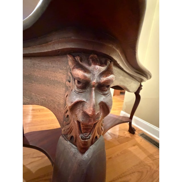 Victorian Late 19th Century Mahogany Parlor Table For Sale - Image 3 of 8