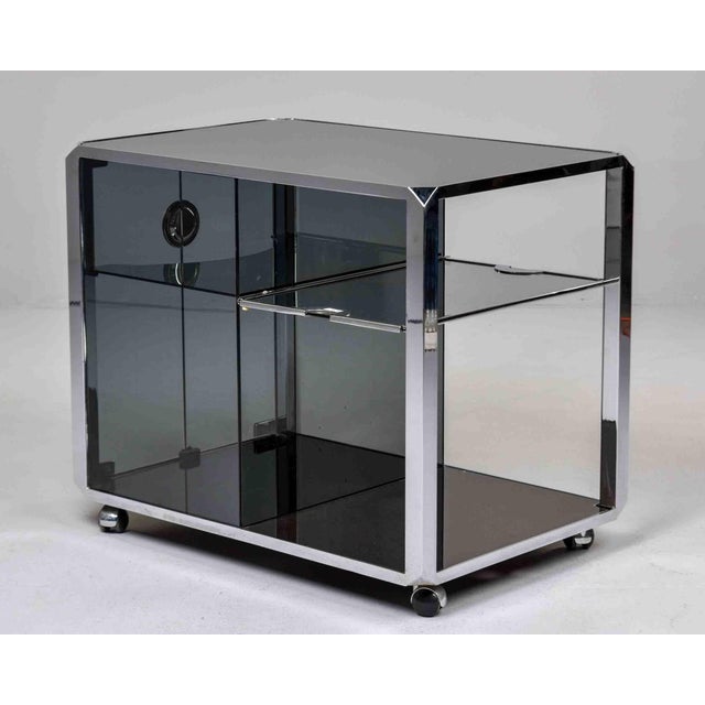 Willy Rizzo Italian Smoked Glass and Chrome Rolling Bar Trolley, Circa 1970s For Sale - Image 9 of 12