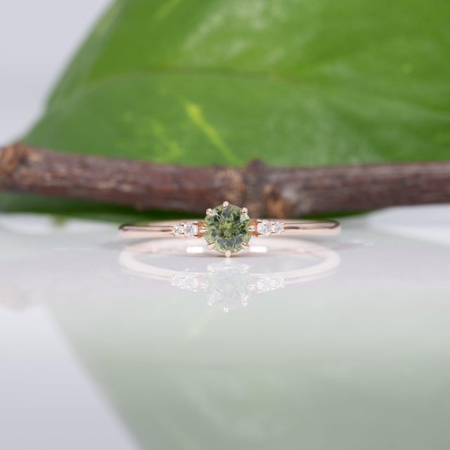 2020s Demantoid Garnet Ring With Earth-Mined Diamond Accents: Solid 14k Gold, 4.25mm, Size 6.75 For Sale - Image 5 of 9
