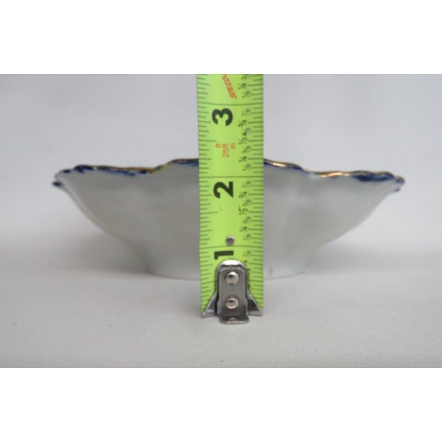 White Nippon Porcelain Bowl Made in Japan Hand Painted Roses With Blue Gold Trim 4984b For Sale - Image 8 of 11