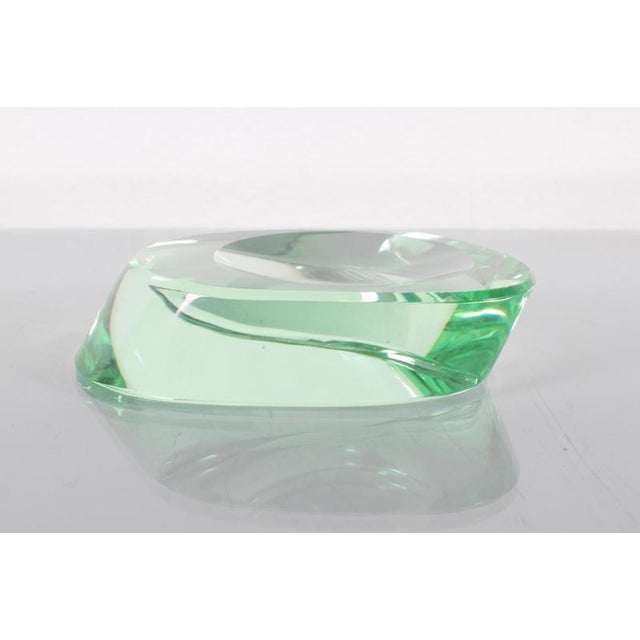 Metal Mid-Century Fontana Arte Desk Set in Thick Nile Green Glass 50s Italy, 1950s, Set of 3 For Sale - Image 7 of 14