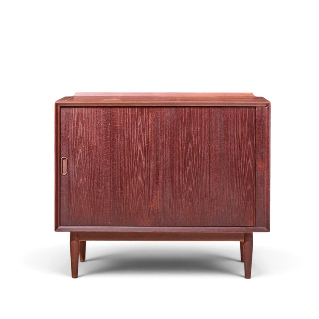 Arne Vodder for Sibast Mid Century Danish Teak Bar Record Cabinet Nightstand with Tambour Door This cabinet measures: 36...