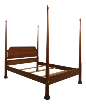 Henkel Harris Cherry Queen Size Pencil Post Bed
