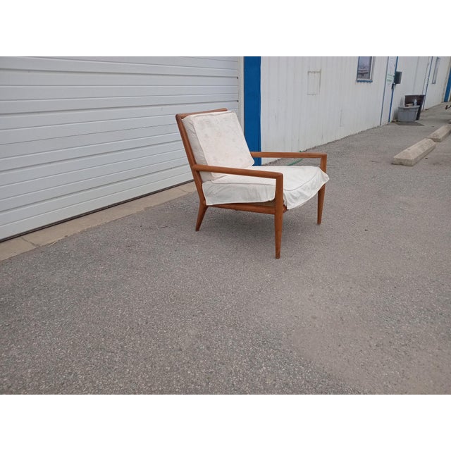 Mid-Century Modern T.H. Robsjohn-Gibbings for Widdicomb Lounge Chair. Offered is a mid-century modern open arm lounge...