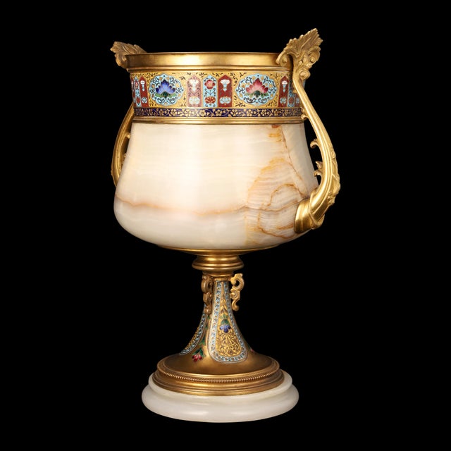 Metal Napoleon III Cup in Onyx and Gilt Bronze with Polychrome Enamel, 1880 For Sale - Image 7 of 14