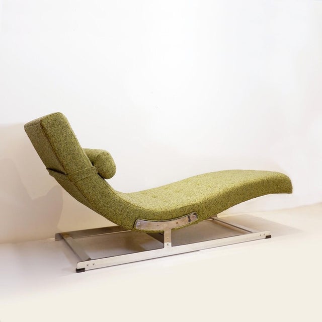 Bradfield Chaise Lounge from Merrow Associates, 1969, in Very Good conditions. Designed 1960 to 1969