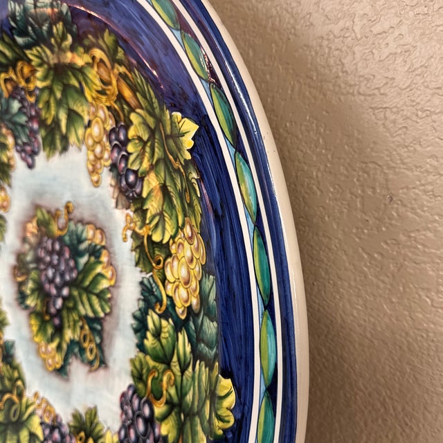 Ceramiche Grape Majolica Grande Piatto For Sale In San Francisco - Image 6 of 12