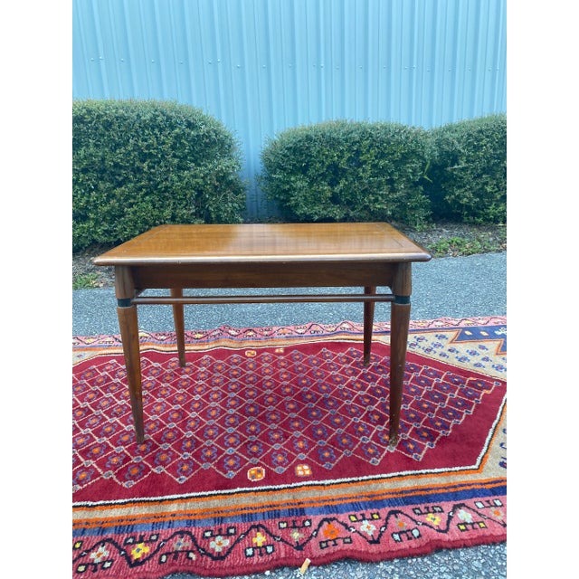 Mid 20th Century Mid-Century Modern End Table With Drawer For Sale - Image 5 of 13