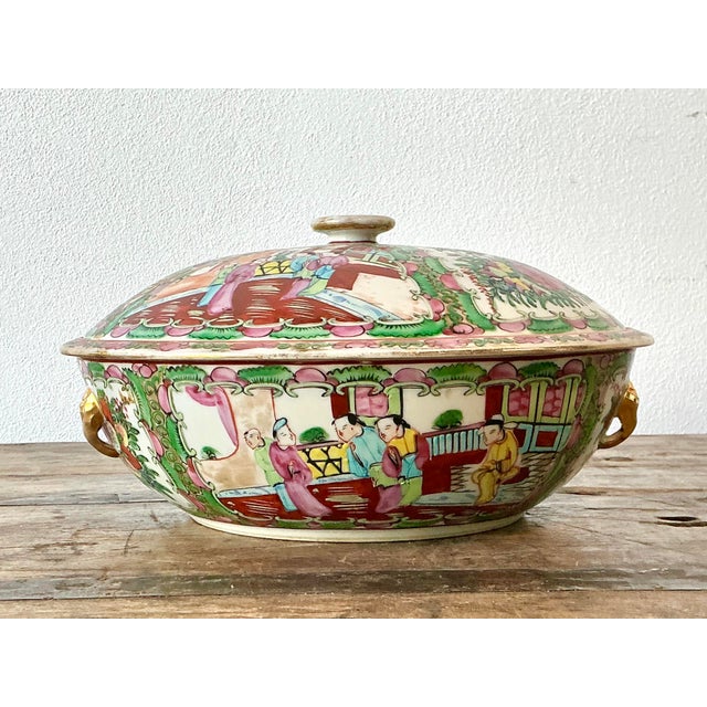 Ceramic Vintage Asian Rose Famile Lidded Bowl For Sale - Image 7 of 12