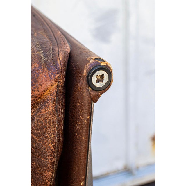 1970s Soft Pad EA 219 Chair by Charles & Ray Eames for Herman Miller, 1963 For Sale - Image 5 of 10