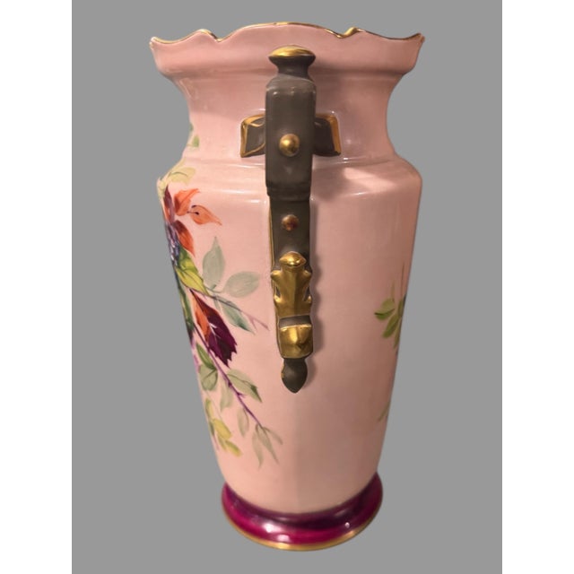 Old Paris Antique Victorian Hand Painted Floral Decorated Old Paris Porcelain 9" Vase For Sale - Image 4 of 7