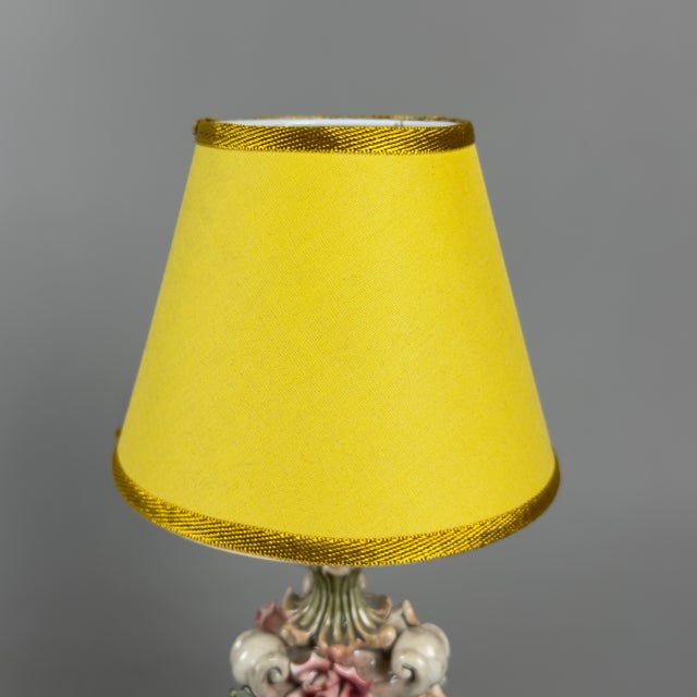 1970s Rococo Style Porcelain Table Lamp with Flower Relief from Bassano, 1970s For Sale - Image 5 of 12