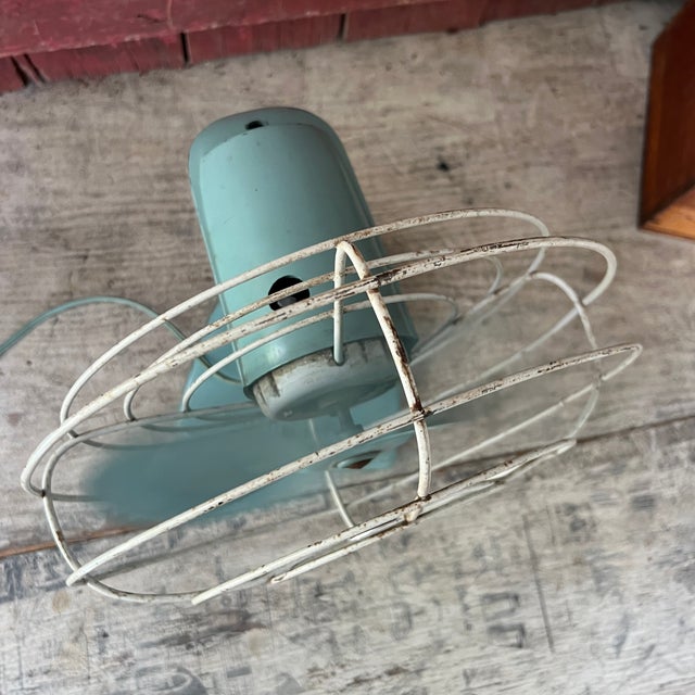 Vintage General Electric 1950s Aqua Blue Metal Oscillating Desk Fan - 10" Blades 14" Tall For Sale - Image 9 of 14