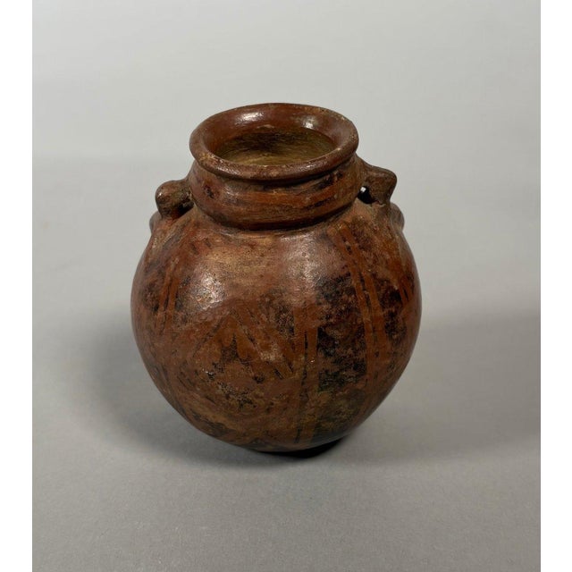Tribal Shamanic pendant vase, Quimbaya culture, Colombia, circa 500-1500 AD, pre-Columbian For Sale - Image 3 of 5