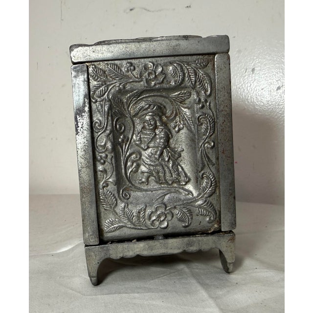 Gray Antique 19th Century Cast Iron Je Stevens Jewel Safe Deposit Lockable Still Bank For Sale - Image 8 of 14