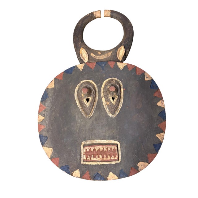 A beautiful and unique handcrafted Goli tribe mask that originates from the Akan people from Ghana and the Ivory Coast who...