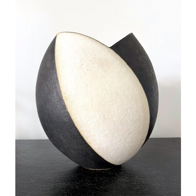 Large Ceramic Vase with Black and White Glaze by John Ward For Sale - Image 10 of 14