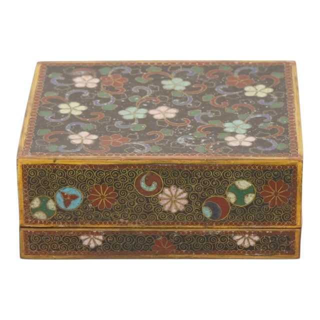 Japanese Cloisonne Enamel Trinket Box Floral Butterfly Design For Sale - Image 4 of 7