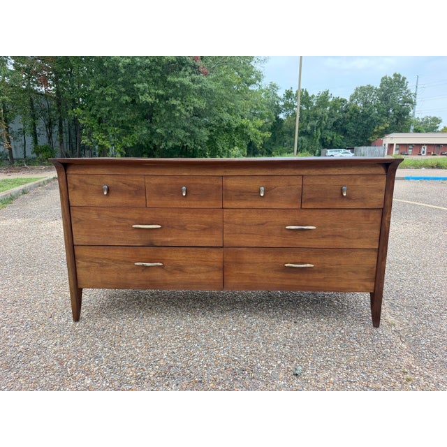 1950s Drexel Profile by John Van Koert — Completely Restored Walnut Bedroom Pair For Sale - Image 6 of 7
