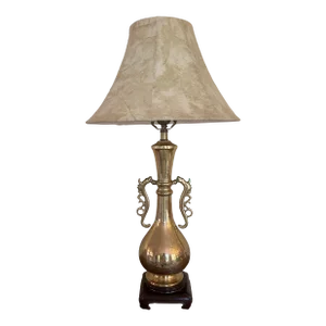Mid 20th Century Solid Brass Chinoiserie Table Lamp With Dragon Handles and Featuring Etched Design of Flowers and Birds