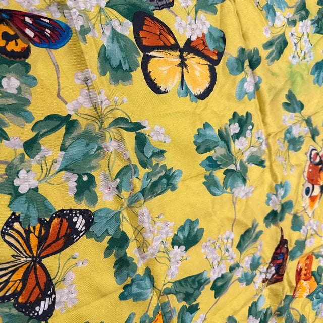 A 1990s Butterflies and Flowers Silk Scarf by Nina Ricci For Sale - Image 10 of 13