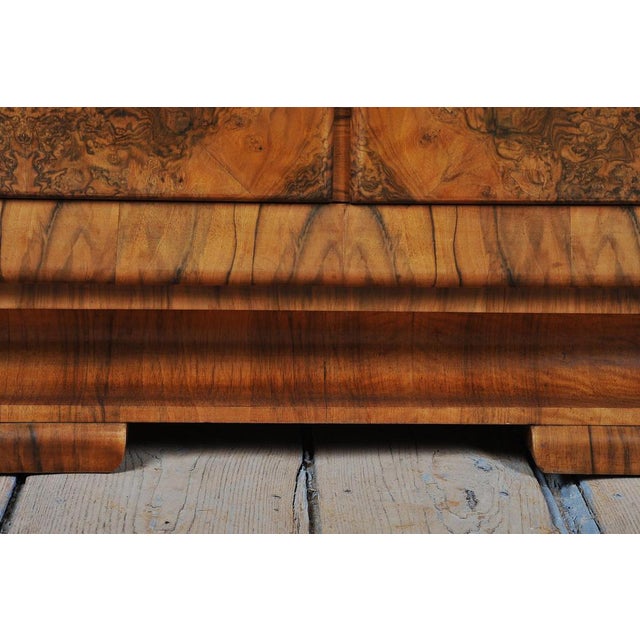 Art Deco Showcase in Walnut by J. Halabala for Up Závody, Czech, 1920s For Sale - Image 11 of 17
