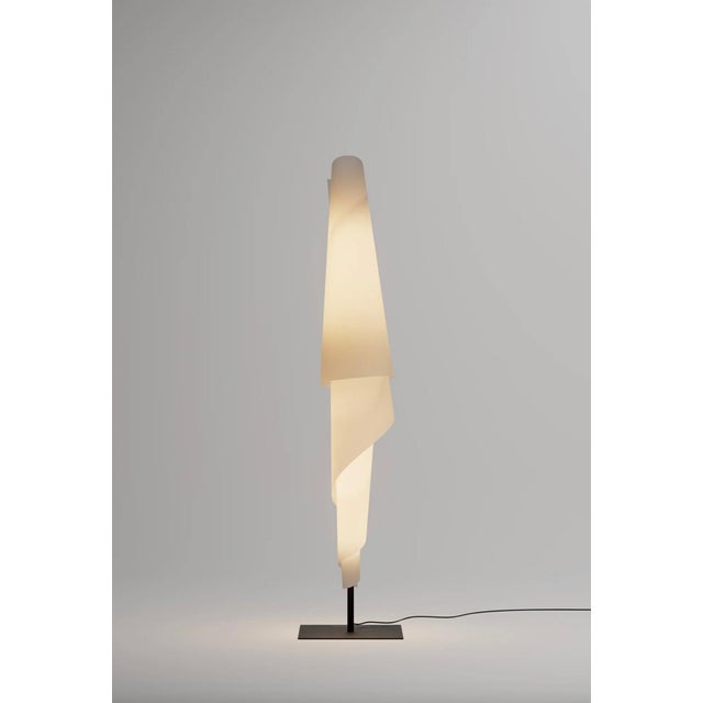 Costura Floor Lamp by Josep Aregall for Parachilna For Sale - Image 4 of 11